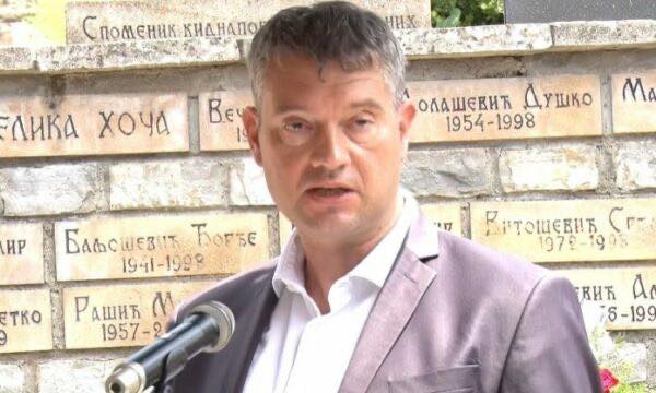 E quajti UÇK-në ‘terroriste’, Igor Popoviqi dënohet me 3 mijë euro gjobë dhe dëbim 2-vjeçar nga Kosova