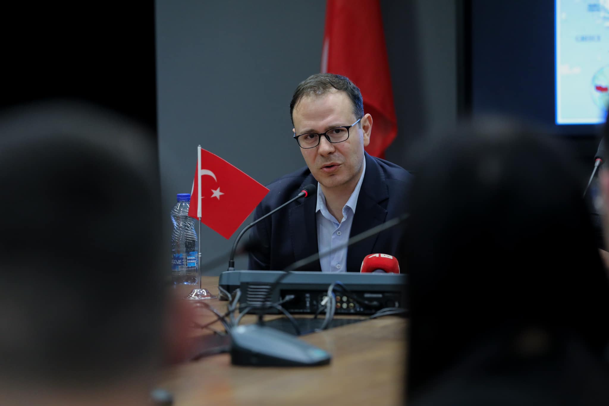 Turqia synon rritjen e investimeve në Kosovë dhe krijimin e një zone të lirë ekonomike të përbashkët