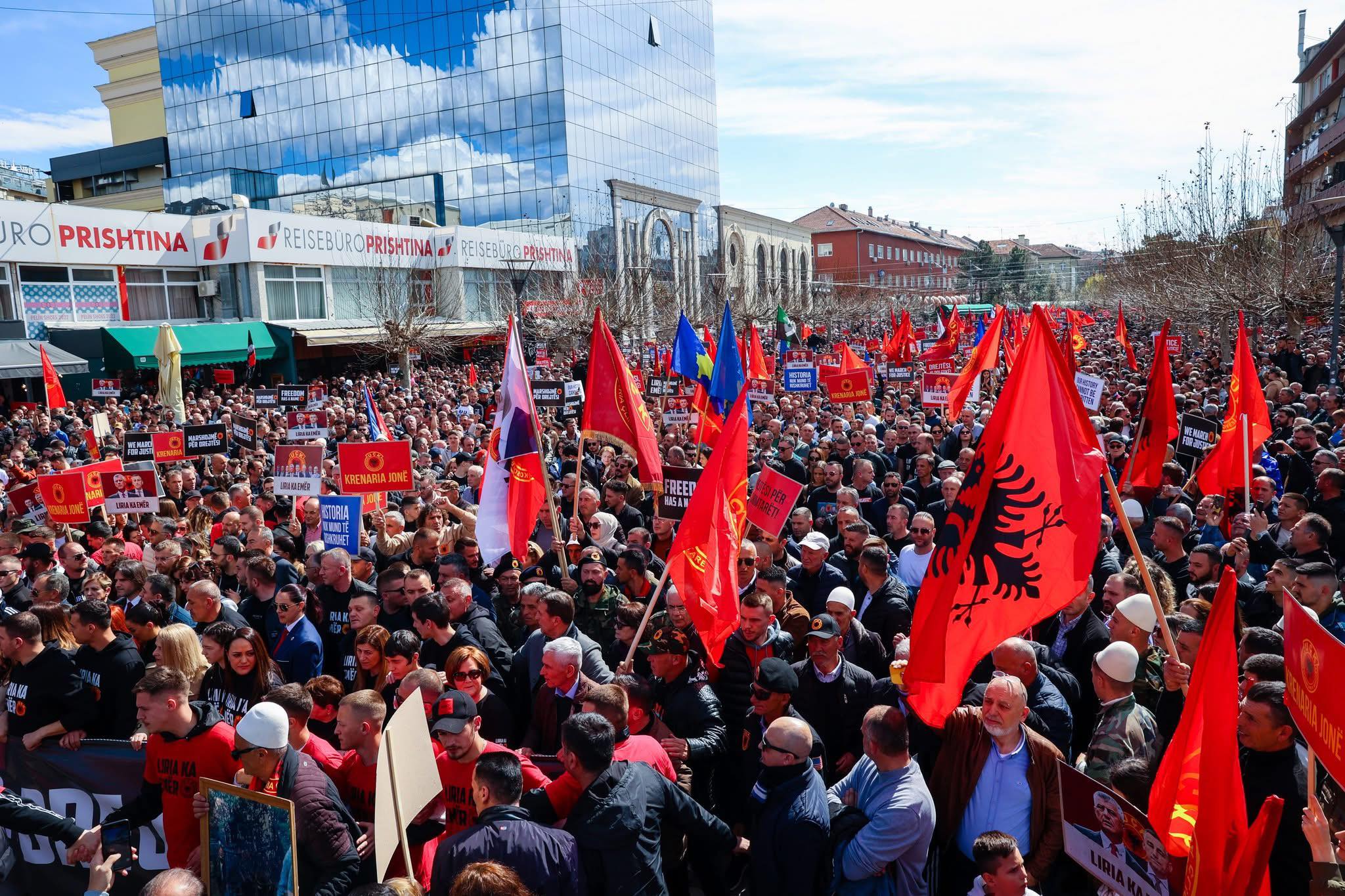 Memli Krasniqi fton qytetarët për protestën kundër Speciales: Të mos rishkruhet historia jonë padrejtësisht…