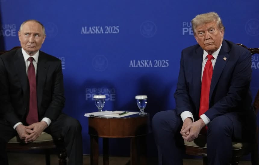 Fillon takimi mes Trump dhe Putin