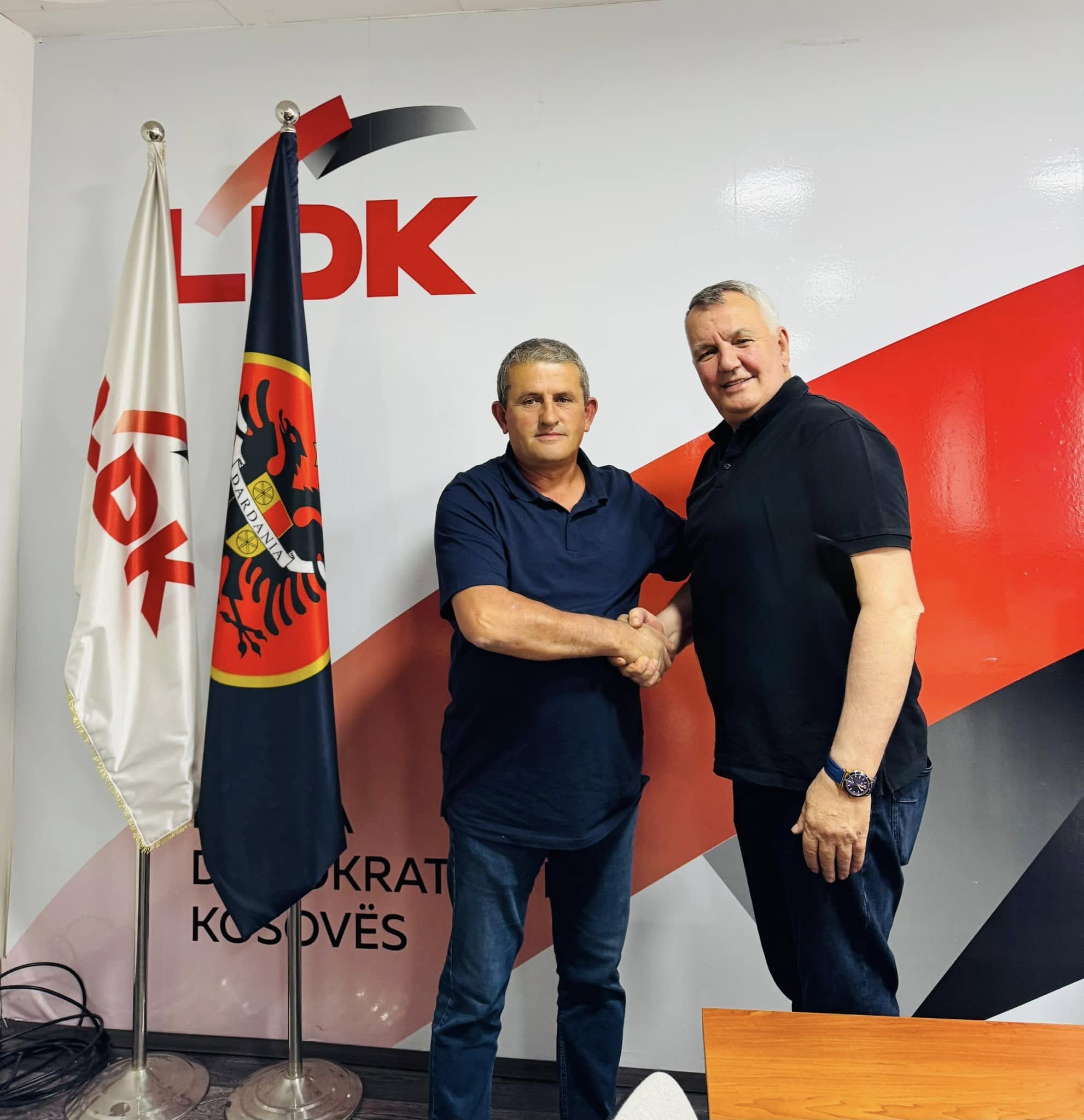Veterani e komandant batalioni i UÇK-së i bashkohet vizionit të Imri Ahmetit “Me punë për Lipjanin”