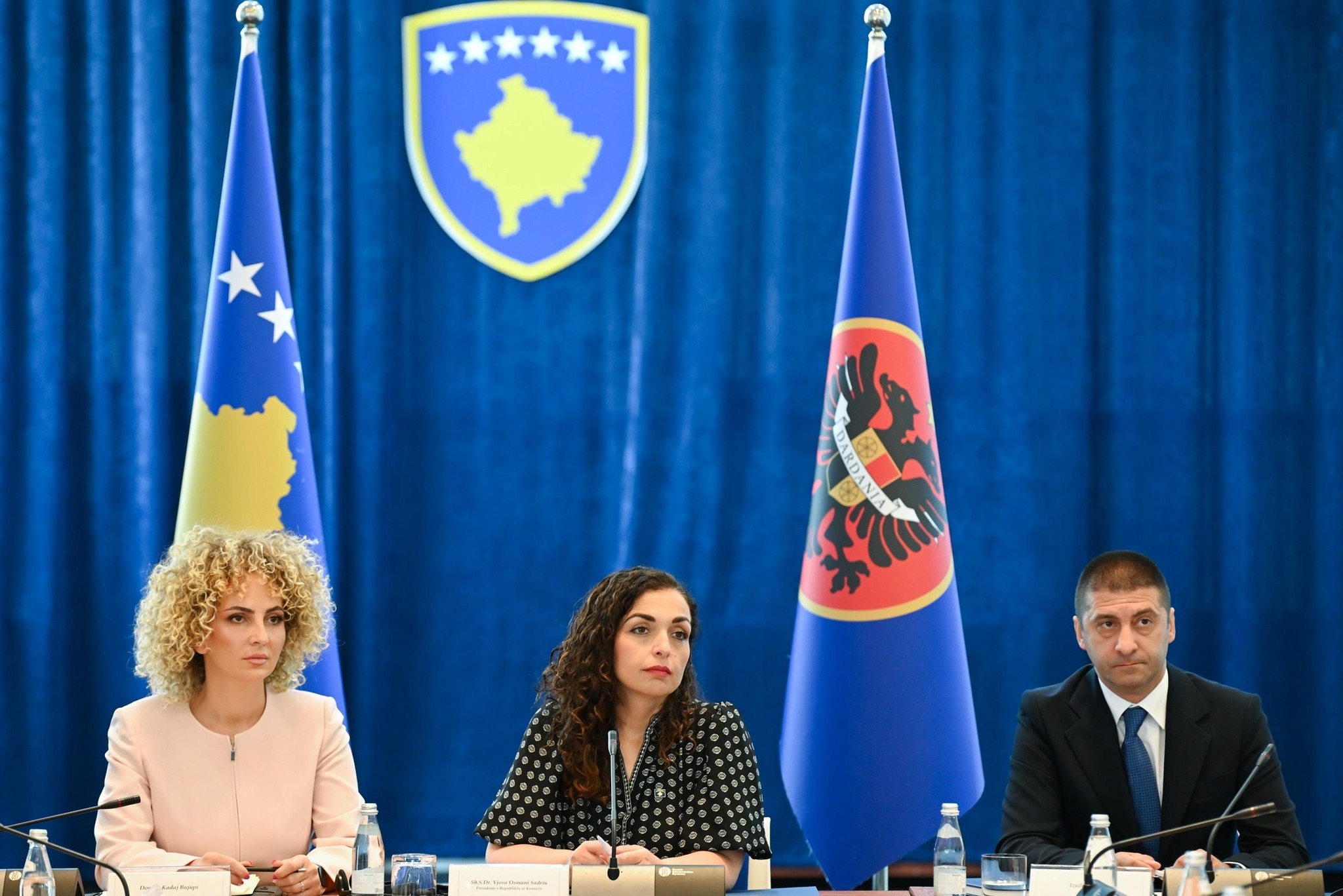 Presidentja Osmani kryeson takimin e Këshillit Konsultativ për Komunitete, ata shprehin mirënjohje për angazhimin e saj