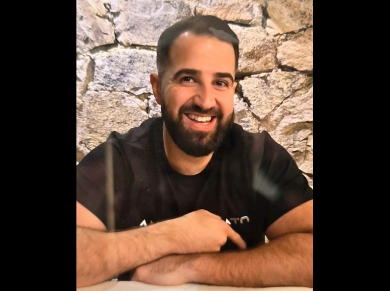 Policia kërkon të dyshuarin për përdorim të narkotikëve, ia publikon edhe fotografinë