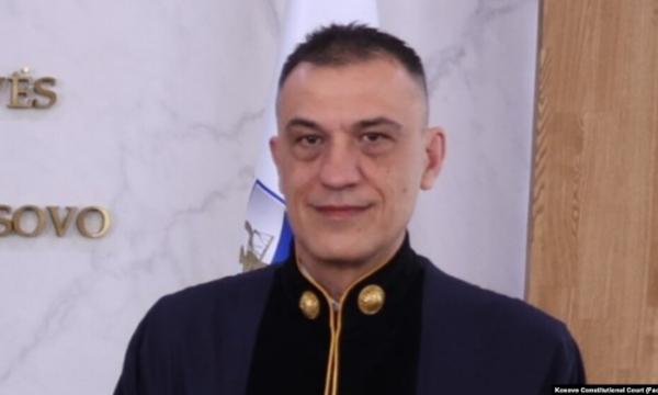 Nga i dënuar në Serbi, në gjyqtar në Kosovë e rrezik për sigurinë: Si u kthye Radomir Llaban në qendër të vëmendjes