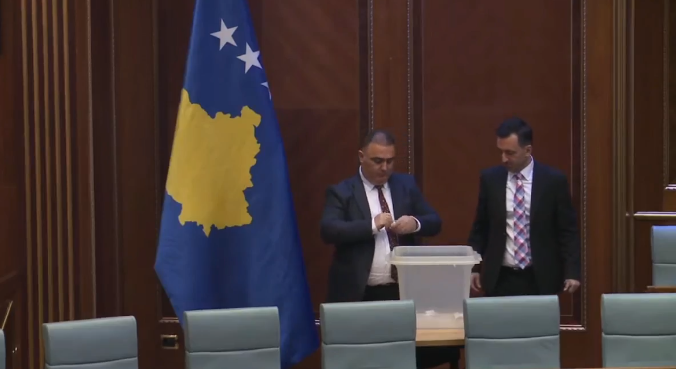 I ra shorti, as Branislav Nikoliq nga Lista Srpska nuk i merr votat për nënkryetar