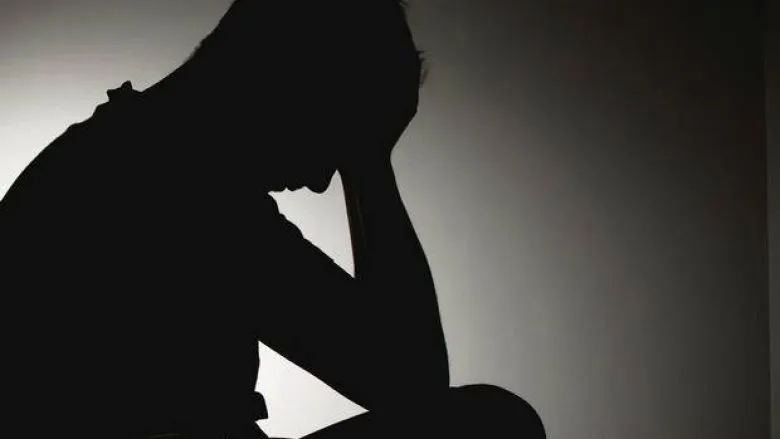 Vetmia tek adoleshentët: Një shqetësim global që ndihet edhe në Kosovë