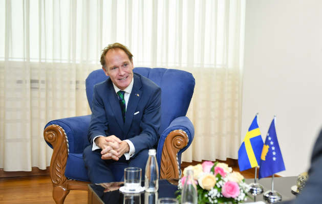 Ambasadori suedez: Situata e Kosovës mund të shfrytëzohet nga ata që s’e njohin pavarësinë