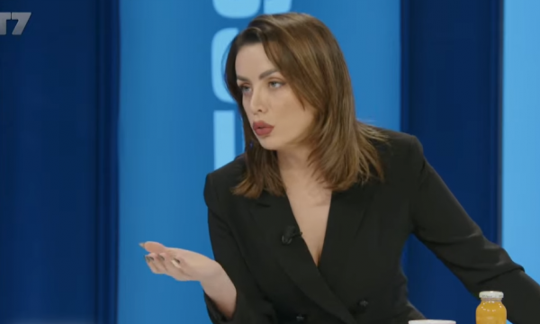 “Burrave bac, grave inxhe”, Zana Avdiu thotë se ata që janë në krye të shtetit sillen si pjestarë të fisit