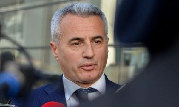 Avokati Koci pasi nuk u votua Dimal Basha: Askujt nuk po i konvenon formimi i Kuvendit