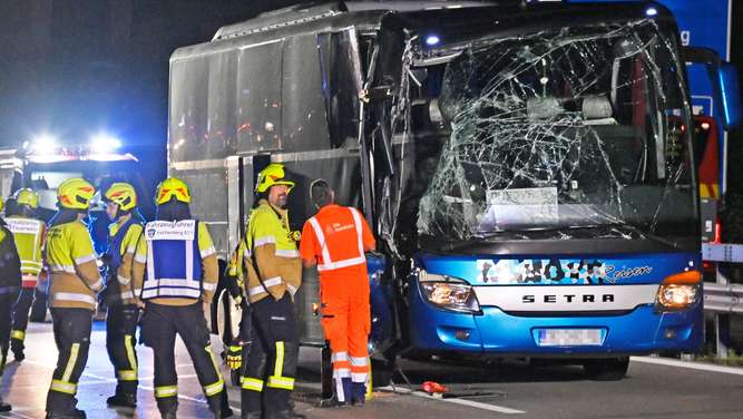 Raportohet se një autobus nga Kosova u aksidentua në Gjermani, 30 të lënduar