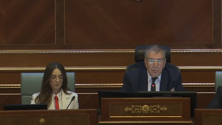 Sala Jashari i reagon Deharit: Më vjen keq…