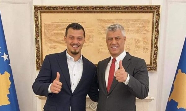 Endriti publikon një foto të Hashim Thaçit, çfarë po paralajmëron?