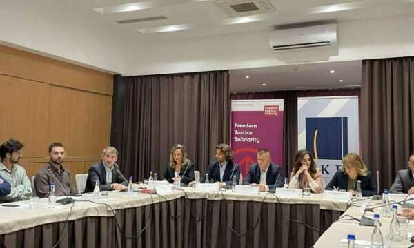 Miftaraj për bllokadën në Kuvend: Përgjegjësinë më të madhe e ka VV-ja