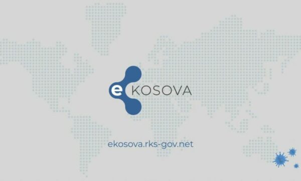 Maturantët mund të paraqesin provimin e maturës në e-Kosova
