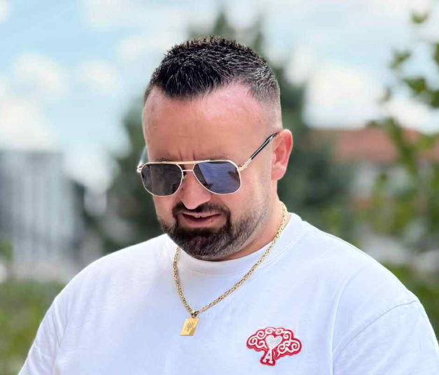 Afaristi Kryeziu propozon 17+1 kandidatë për kryekuvendar me 1 milion arsye për ndërtimin e institucioneve, ose 7 vite largim nga skena politike e deputetëve
