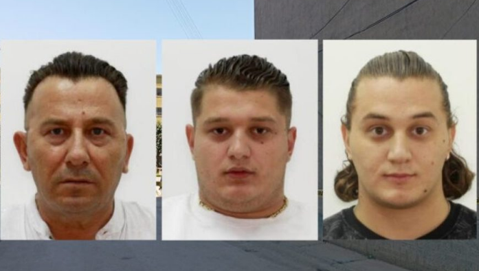 Dy javë nga vrasja e katër personave: Katër të dyshuarit ende në arrati