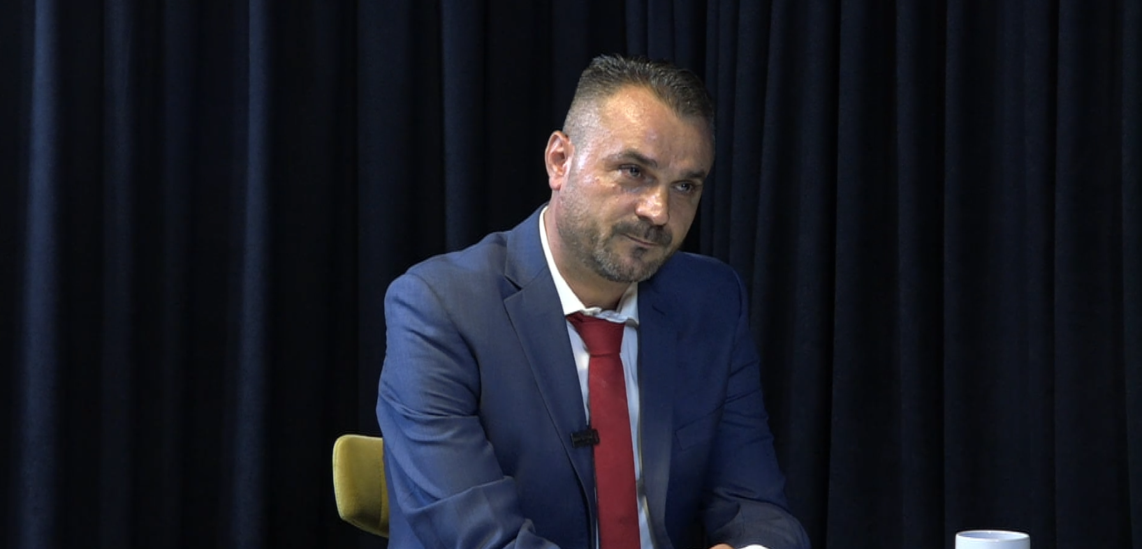 Veterani i UÇK-së që jeton në ShBA: Dita kur e vesha uniformën, më e lumtura e jetës time – i thashë eprorit që plumbat janë për burra