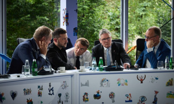 Edhe liderët europianë iu bashkuan bisedës telefonike Trump-Zelensky pas samitit të Alaskës
