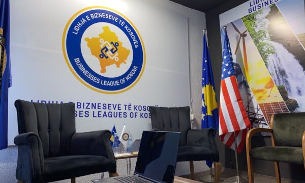 Lidhja e Bizneseve të Kosovës: Kosova humb miliona çdo ditë nga kriza institucionale
