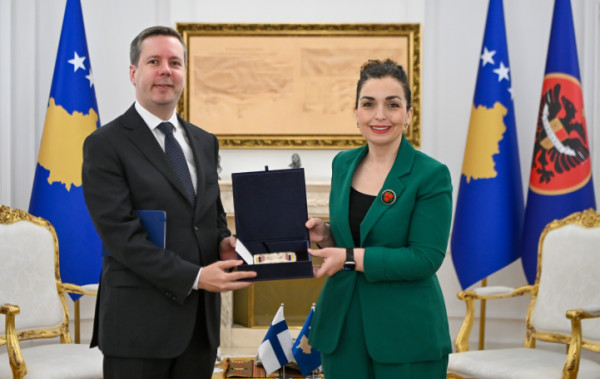 Osmani pret në takim lamtumirës ambasadorin finlandez, Matti Nissinen