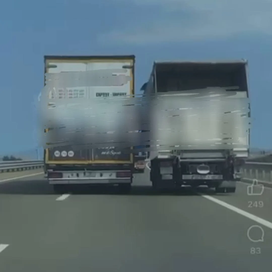 Për shkelje trafiku në autostradë, gjobitën kamionistët – njëri me 300 euro, tjetri 60