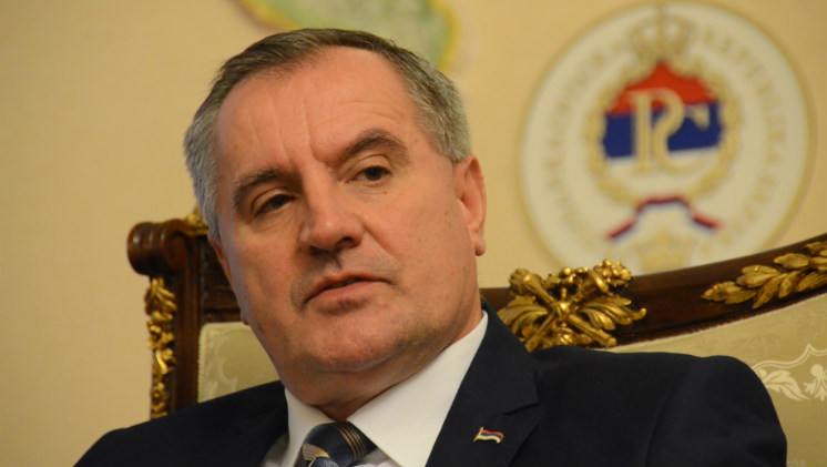 Radovan Vishkoviç jep dorëheqjen nga posti i kryeministrit të Republikës Sërpska