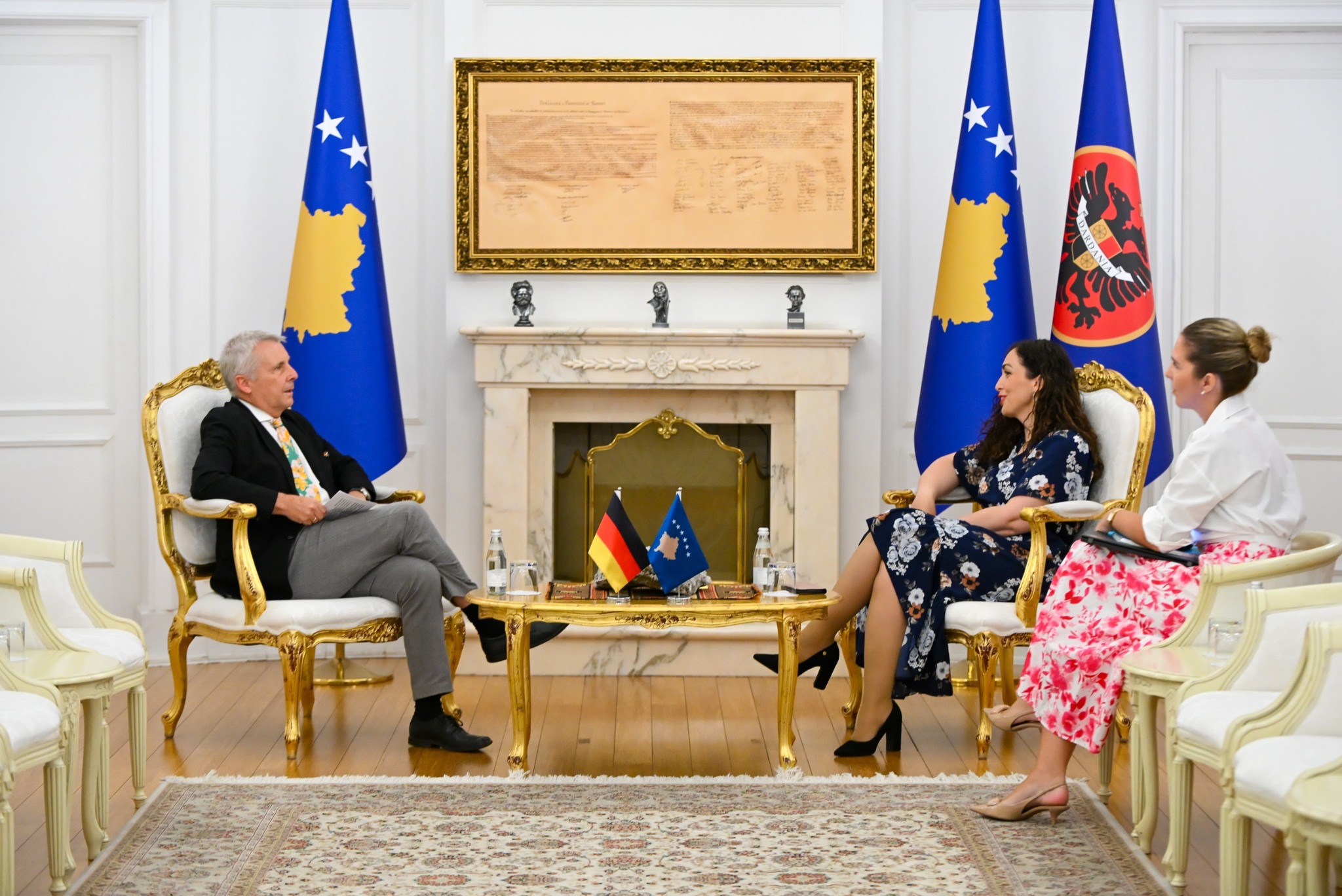 Osmani në takim me ambasadorin gjerman, flet për konstituimin e institucioneve: Do të veproj në përputhje të plotë me Kushtetutën dhe ligjet në fuqi