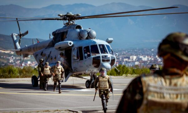 Dronë serbë mbi Kosovë? KFOR mohon se ka identifikuar diçka që “mund të ndikojë në sigurinë” e vendit