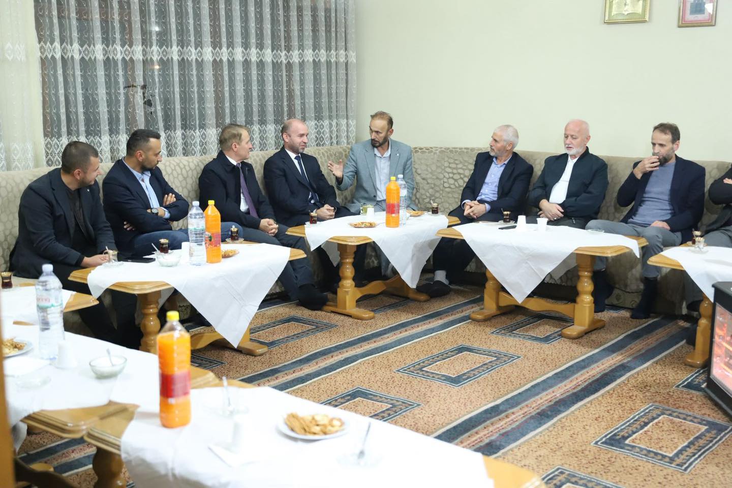 Kryetari i Vushtrrisë, Ferit Idrizi, pritet nga kryetari i BIK-ut në Vushtrri