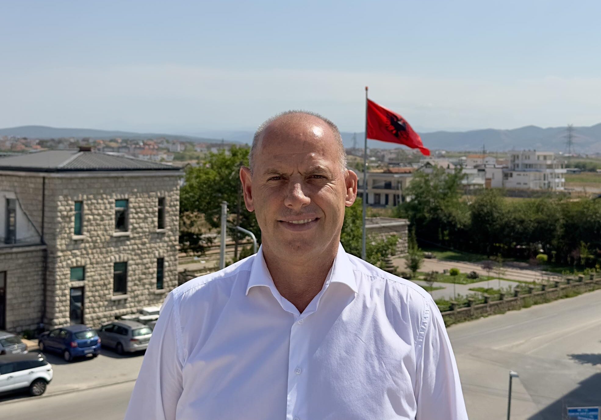 Ramiz Lladrovci: Propagandës së bedelëve politikë po iu bashkohen edhe disa bedelë medial