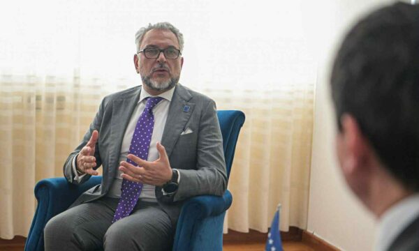 Sulmet e Kurtit dhe VV’së ndaj Kushtetueses, Shefi i EULEX’it: Të papranueshme sulmet personale ndaj gjyqtarëve