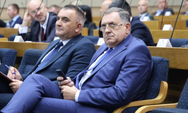 Republika Sërpska zgjedh një qeveri jokushtetuese