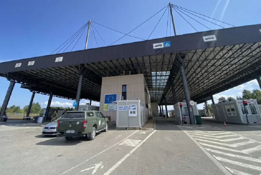 Serbia arreston në kufi shqiptarin me shtetësi italiane, kishte një fanellë me simbolin UÇK
