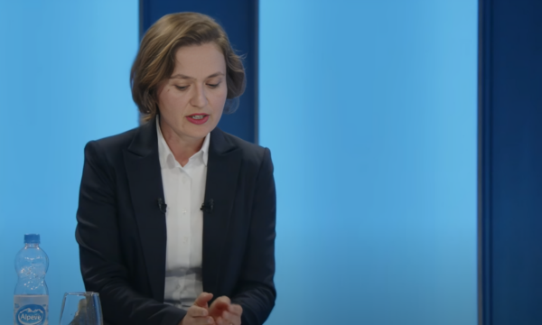 Kujt po i drejtohet Besa Shahini për banesat?- Kandidatja e PSD-së: Problem i madh edhe urbanistik edhe i zgjidhjes së çështjes së banimit