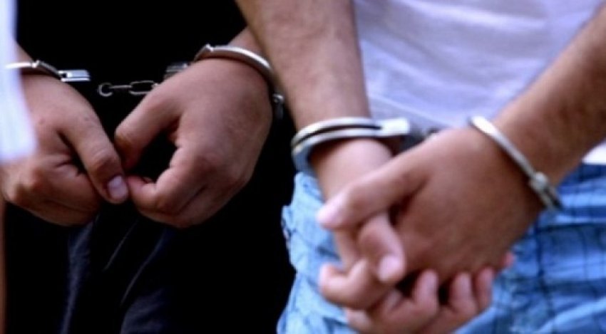 ​Arrestohen 3 të rinj për vjedhje në dy markete, sekuestrohen mallra me vlerë 1,700 euro