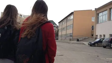 Dhuna në rritje në shkollat e Kosovës, kur frika zë vendin e mësimit