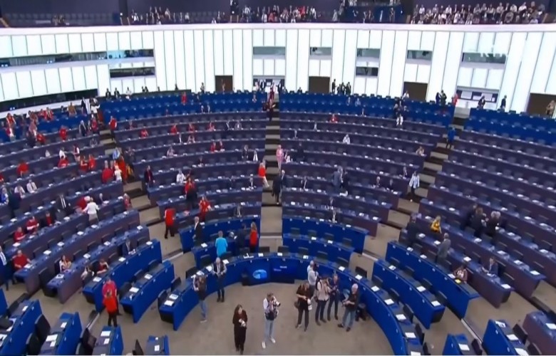 Eurodeputetët: Kjo Serbi s`ka vend në Bashkimin Evropian