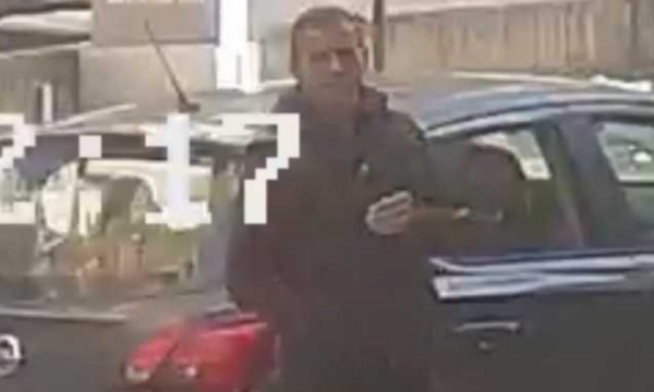 Policia kërkon ndihmën e qytetarëve për identifikimin e të dyshuarit për vjedhje