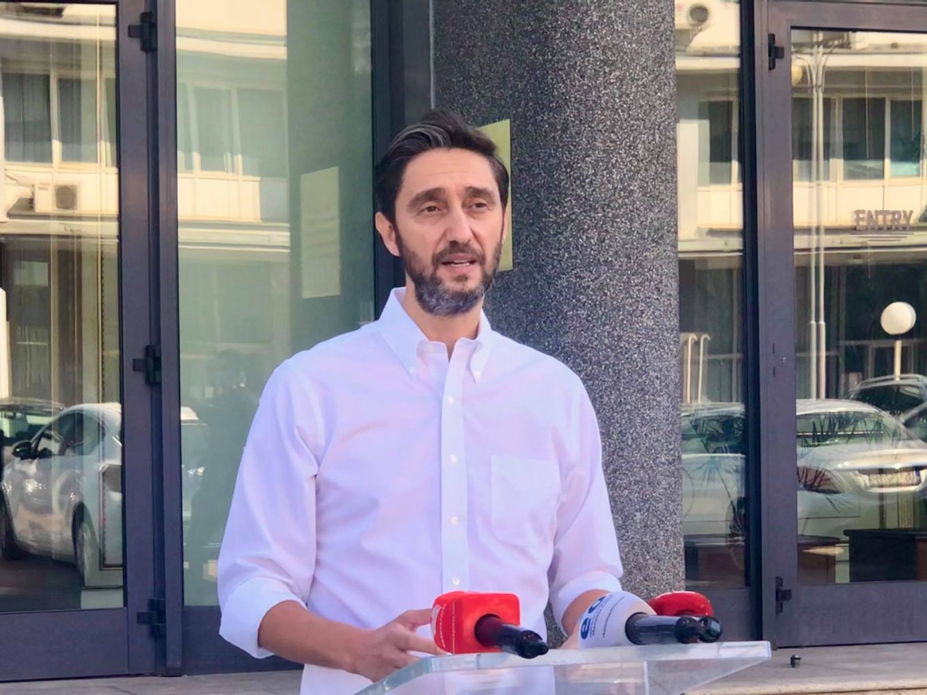 Uran Ismaili: Lejet e reja të ndërtimit do të pezullohen për 6 muaj që t’i japim frymë e planifikim Prishtinës