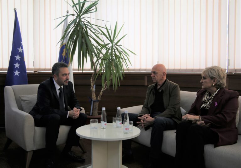 U.D Kryeprokurori i Shtetit viziton Komisionin Qendror Zgjedhor