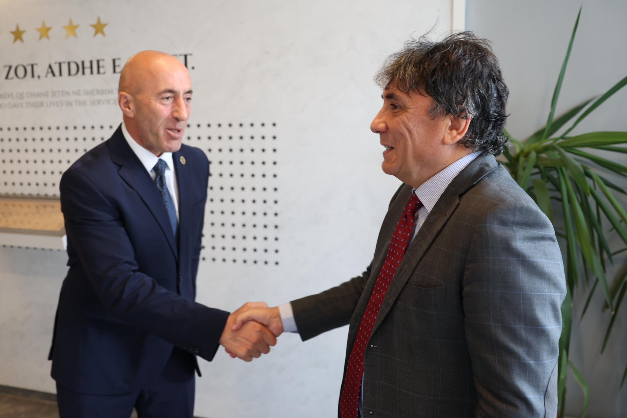 Haradinaj takohet me ambasadorin italian – temë diskutimi zhvillimet politike