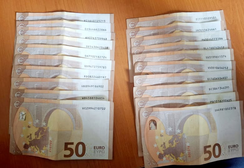 Dy qytetarë dorëzojnë 1950 euro të gjetura në stacionin policor të Rahovecit