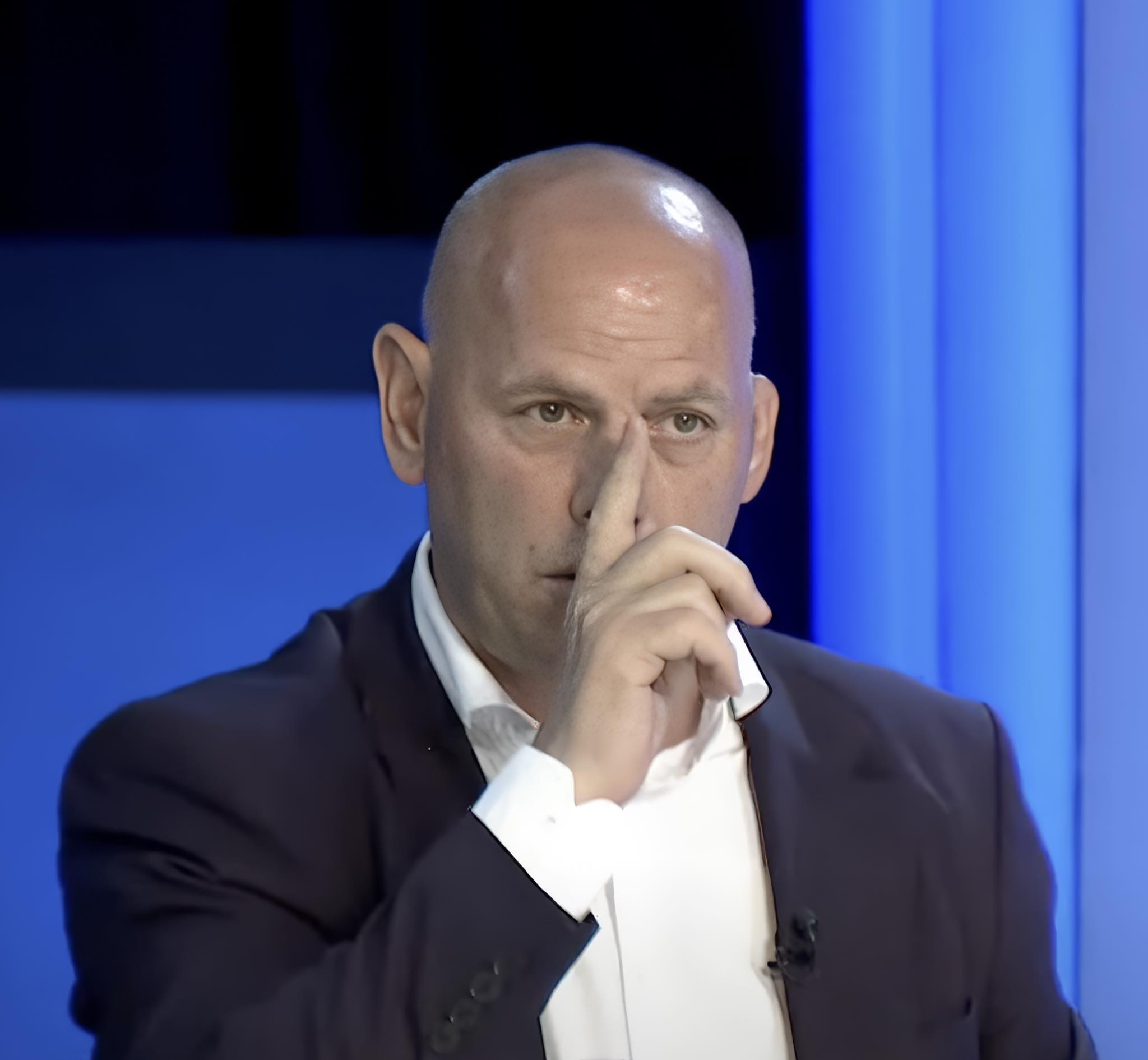 Lladrovci: Qytetarët e Drenasit kanë besë Abelard!