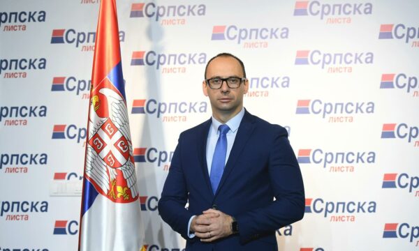 Simiq i reagon Gërvallës: S’ka kurrfarë dialogu për integrimin e arsimit e shëndetësisë