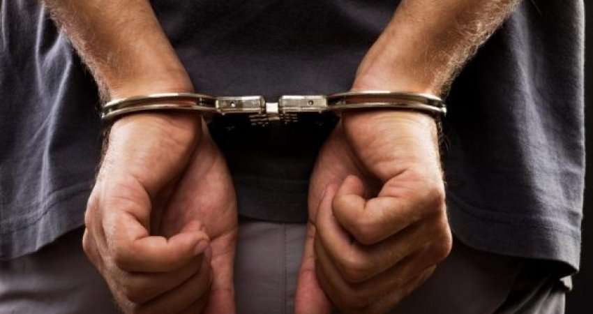 Policia jep detaje: I dyshuari në Pejë e plagosi viktimën aksidentalisht gjersa po manovronte me armë