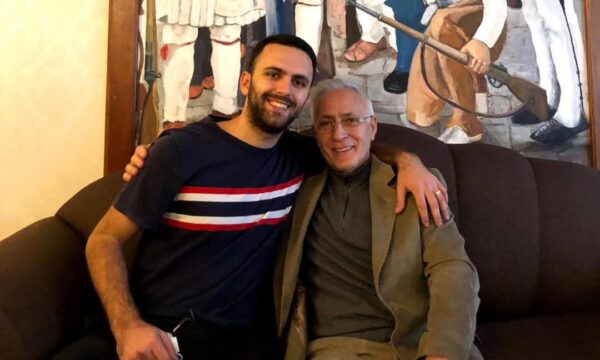 Djali i Jakup Krasniqit: Qeveria në largim po fshehë dështimet pas Ligjit për mbrojtjen e të akuzuarve në Hagë