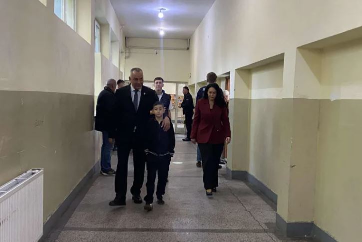 Ramosaj: Pres proces të rregullt zgjedhor