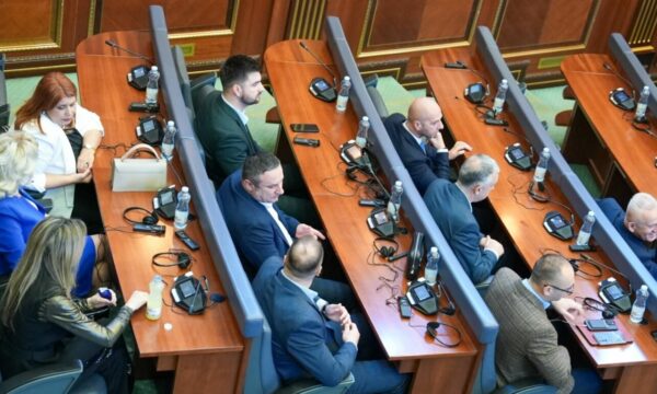 Lista Serbe i drejtohet sërish Kushtetueses
