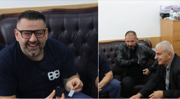 Berisha viziton Shoqatën e të Verbërve, flet për sigurimin e syzeve të mençura për ta