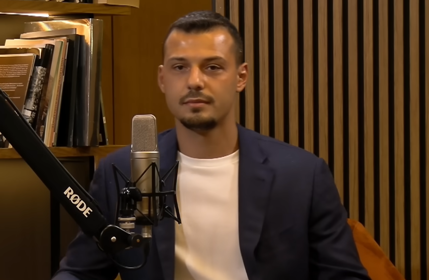 “Jam me fat dhe i lumtur që jam djali i Hashim Thaçit”, rrëfimi emocionues i Endritit